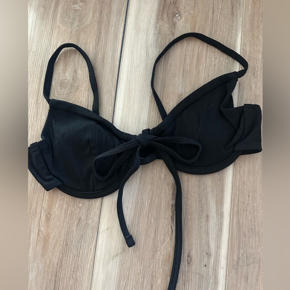 Boutique Ribbed Bikini Top M